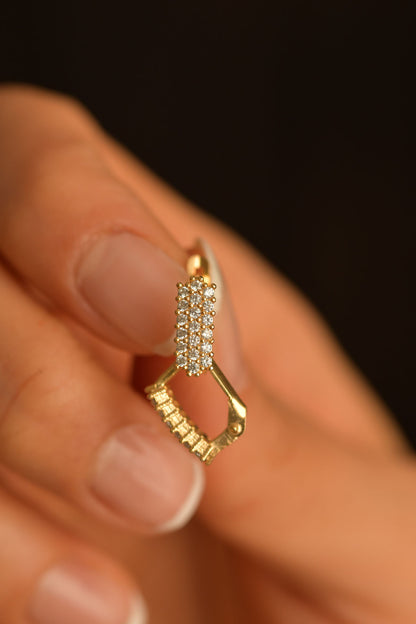 925 Ayar Zirkon Taşlı Gold J Klips Minimal Gümüş Küpe