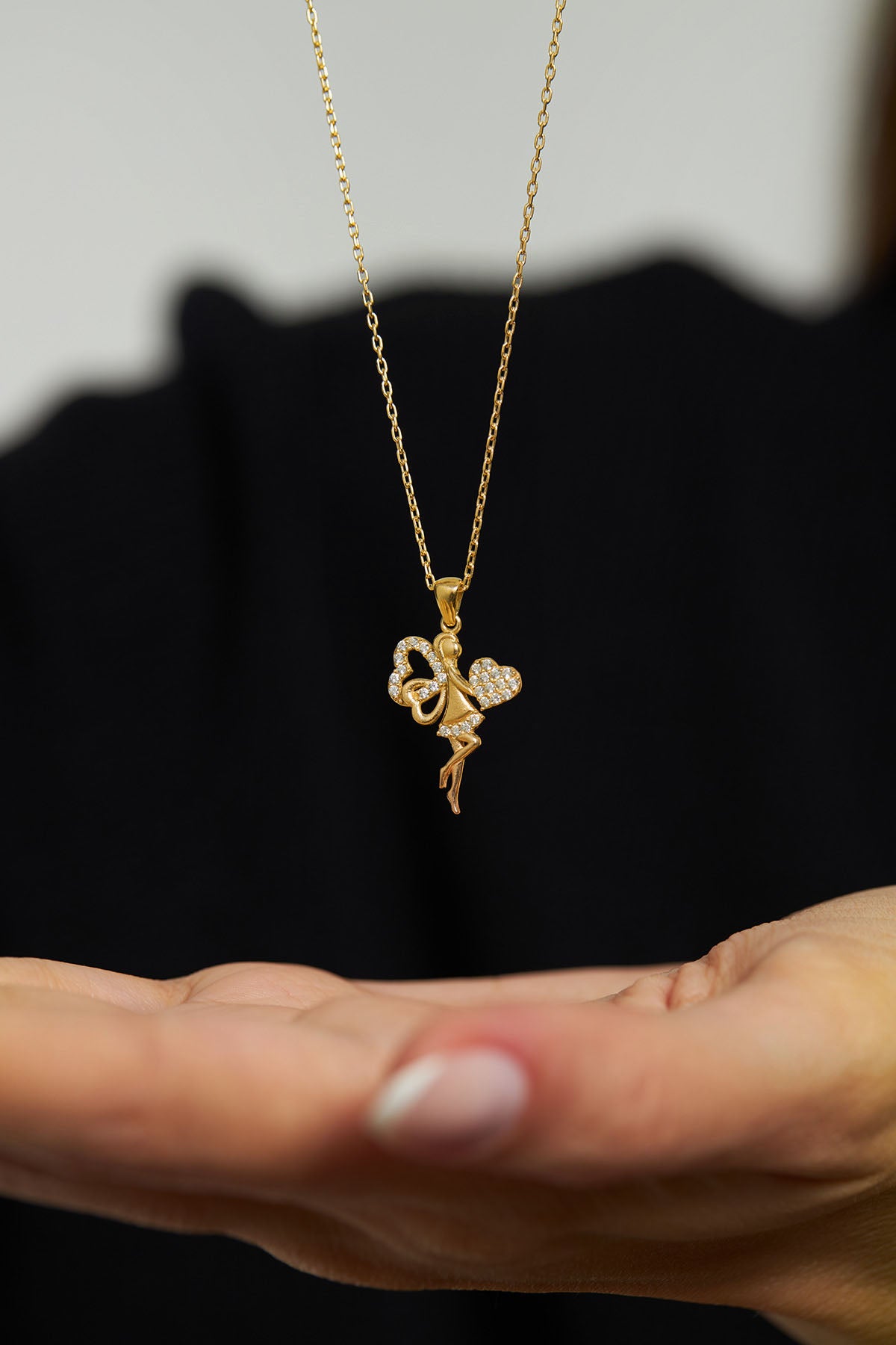 925 Ayar Zirkon Taşlı Gold Kalpli Aşk Perisi Gümüş Kolye