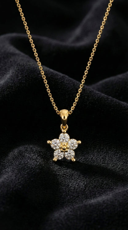 925 Ayar Zirkon Taşlı Gold Manolya Çiçeği Gümüş Kolye
