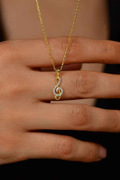 925 Ayar Zirkon Taşlı Gold Sol Anahtarı Minimal Gümüş Kolye