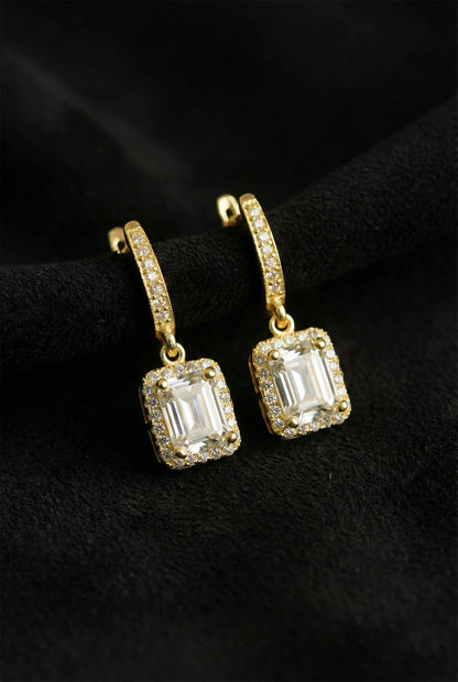 Zirkon Taşlı Gold Tektaş Sallantılı Baget Gümüş Küpe