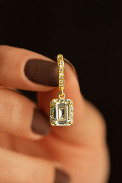 Zirkon Taşlı Gold Tektaş Sallantılı Baget Gümüş Küpe