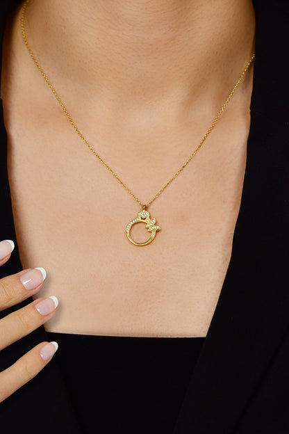 925 Ayar Zirkon Taşlı Gold Yüzük Motifli Gümüş Kolye