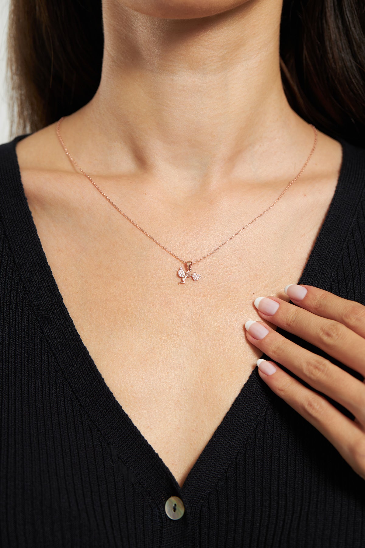 925 Ayar Zirkon Taşlı Rose Aşk Meleği Eros Gümüş Kolye