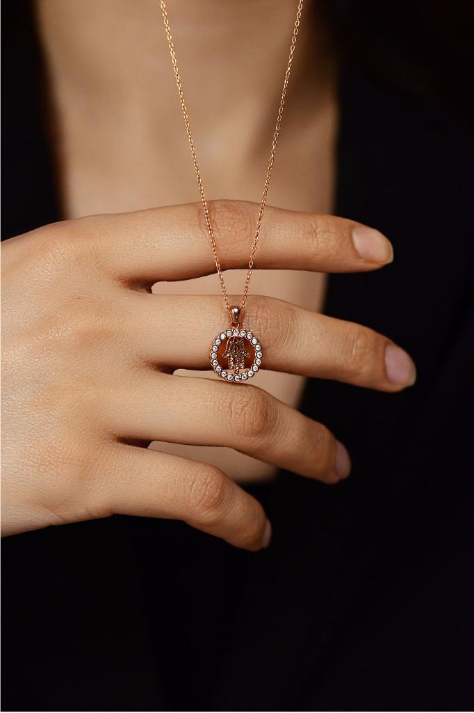 925 Ayar Zirkon Taşlı Rose Fatıma'nın Eli Gümüş Bereket Kolyesi