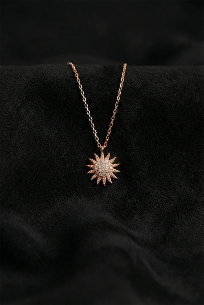 925 Ayar Zirkon Taşlı Rose Güneş Minimal Gümüş Kolye