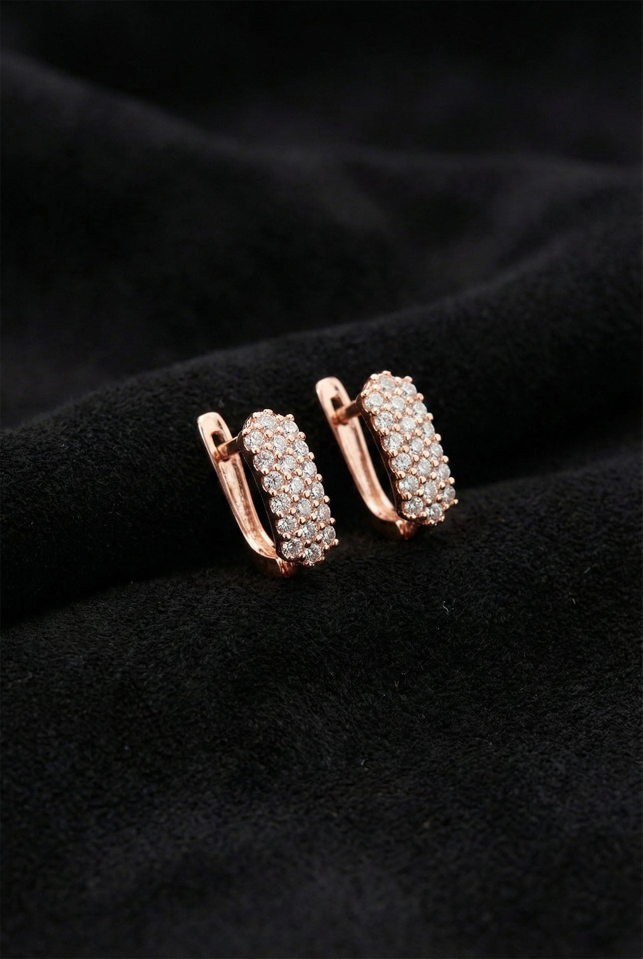 925 Ayar Zirkon Taşlı Rose J Klips Minimal Gümüş Küpe