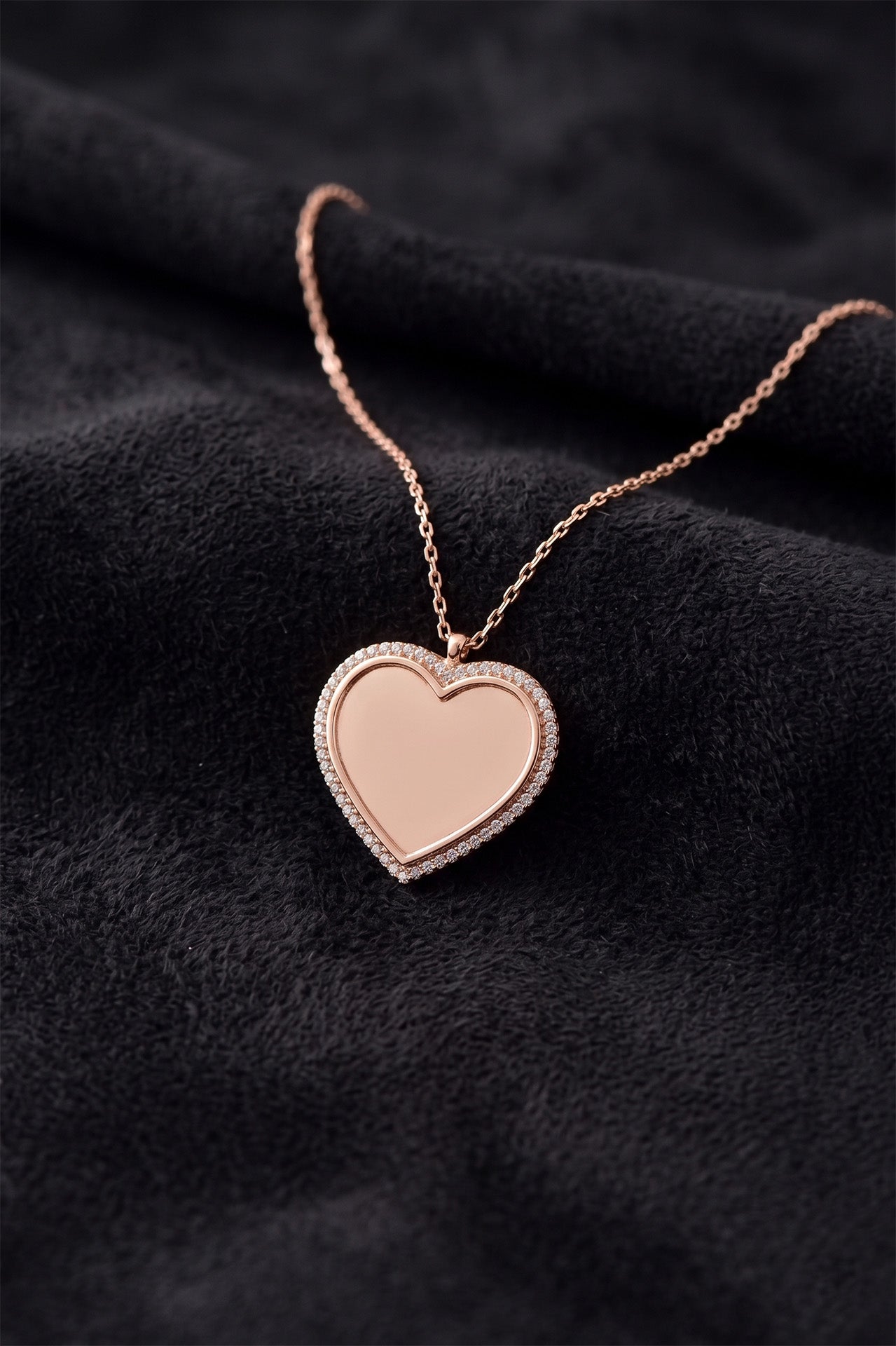 925 Ayar Zirkon Taşlı Rose Kalp İsimli Gümüş Kolye