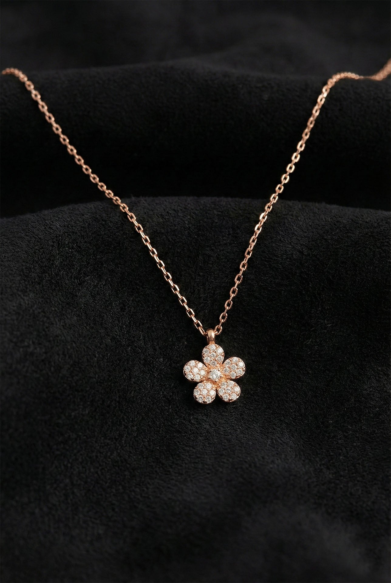 925 Ayar Zirkon Taşlı Rose Minimal Papatya Gümüş Kolye