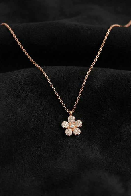925 Ayar Zirkon Taşlı Rose Minimal Papatya Gümüş Kolye