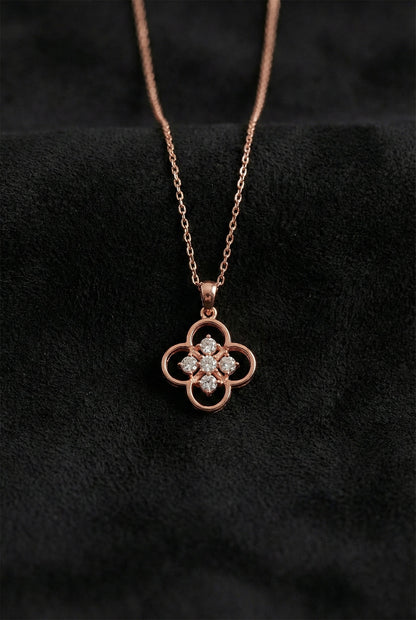 925 Ayar Zirkon Taşlı Rose One Cleef Gümüş Kolye
