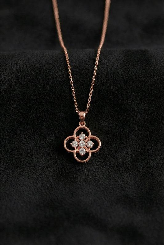 925 Ayar Zirkon Taşlı Rose One Cleef Gümüş Kolye