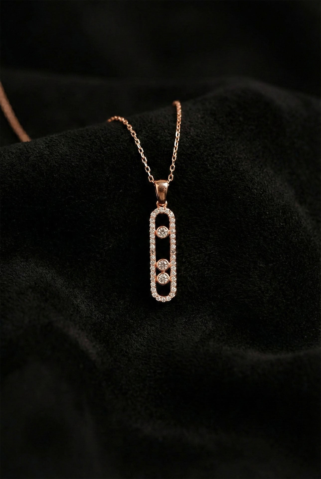 925 Ayar Zirkon Taşlı Rose Özel Tasarım Gümüş Kolye
