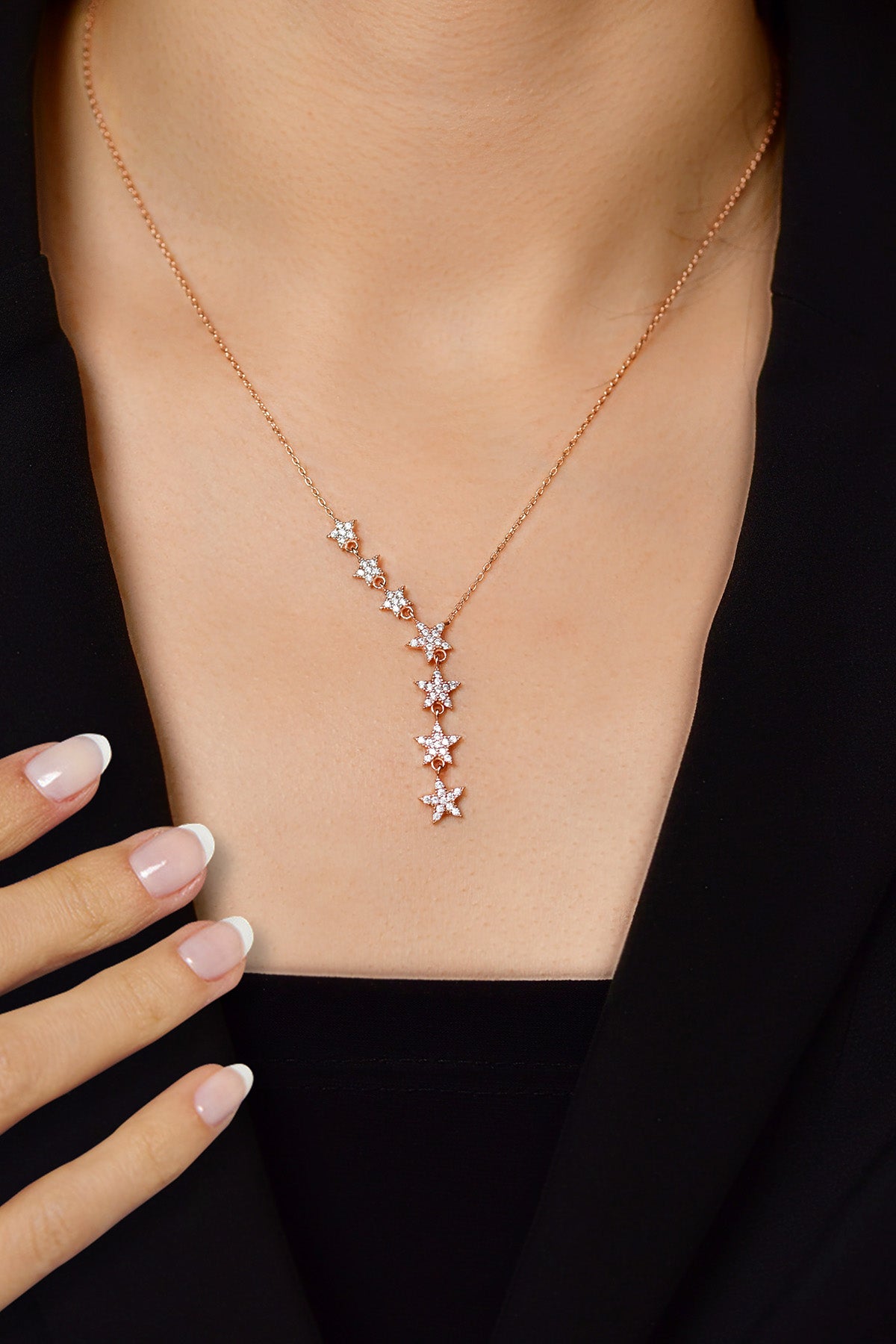 925 Ayar Zirkon Taşlı Rose Sıralı Yıldız Gümüş Kolye