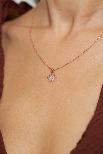 925 Ayar Zirkon Taşlı Rose Taç Model Minimal Gümüş Kolye