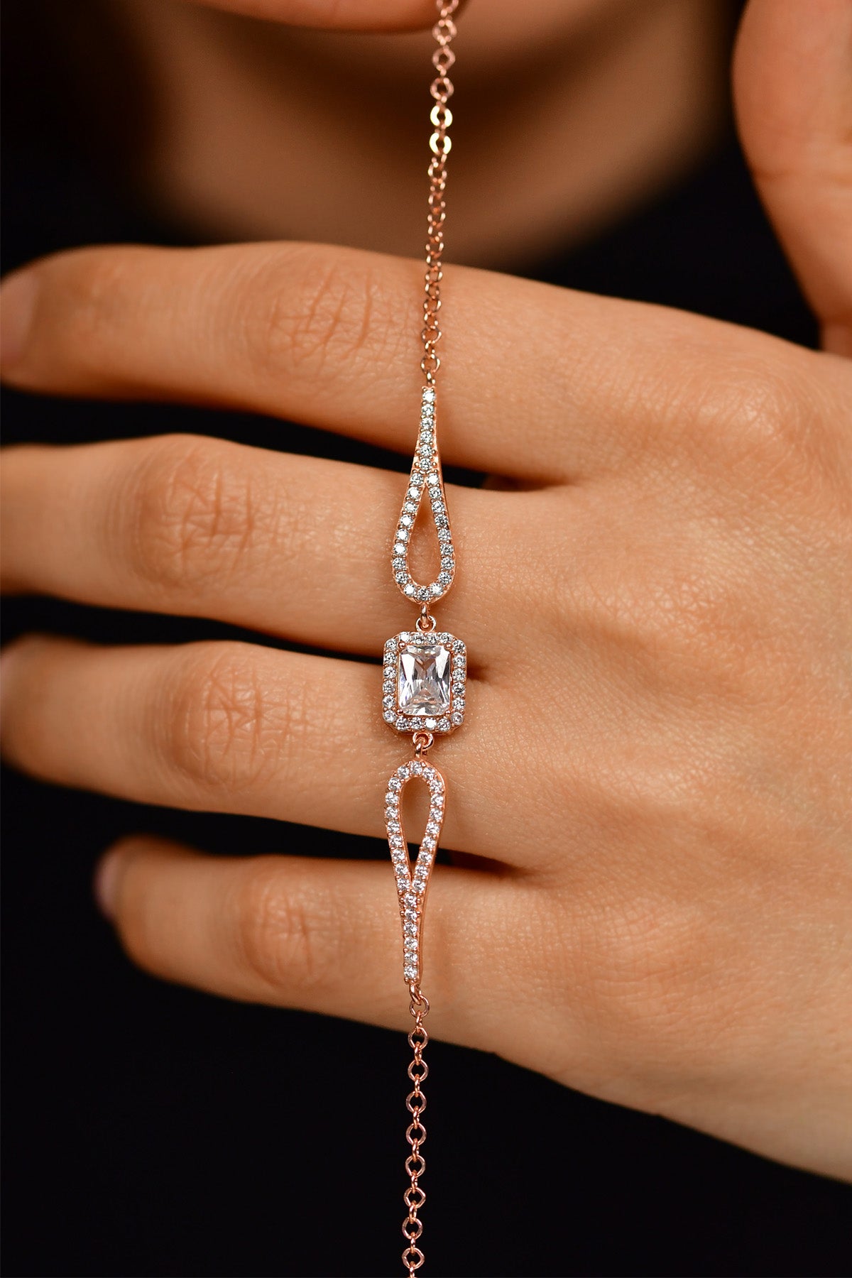 925 Ayar Zirkon Taşlı Rose Tektaş Baget Gümüş Bileklik