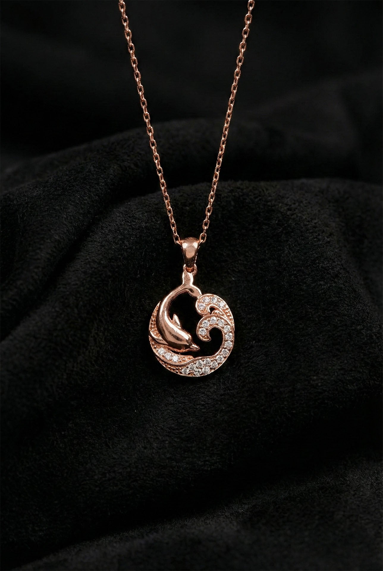 925 Ayar Zirkon Taşlı Rose Yunus Balığı Gümüş Kolye