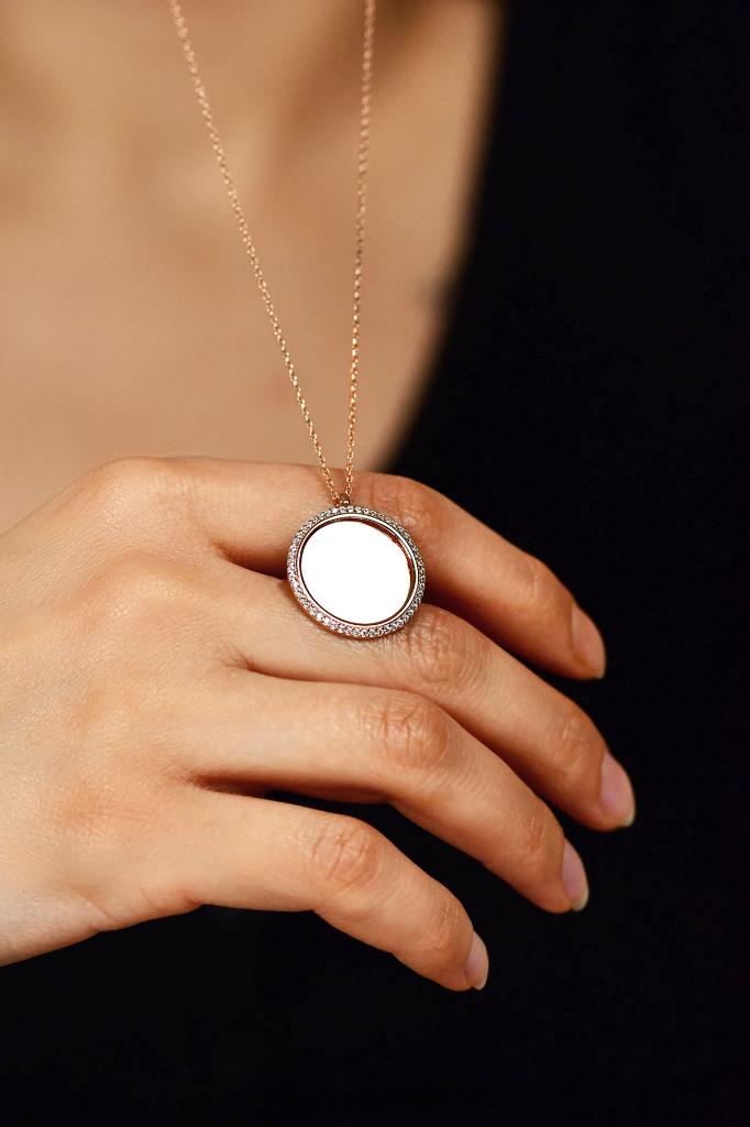 Zirkon Taşlı Rose Yuvarlak İsimli Gümüş Kolye